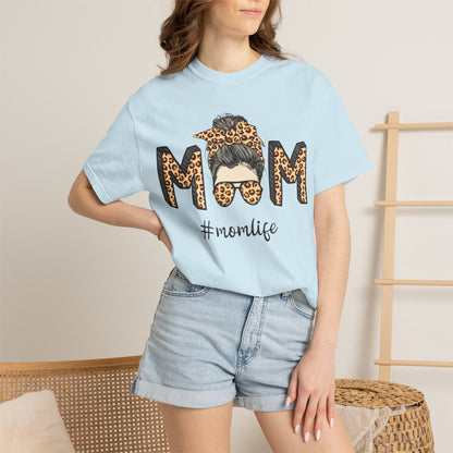 #Momlife Graphic Tee--