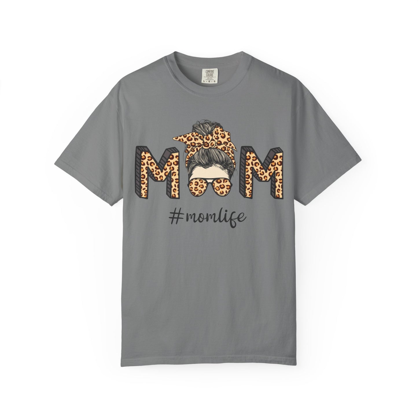 #Momlife Graphic Tee--