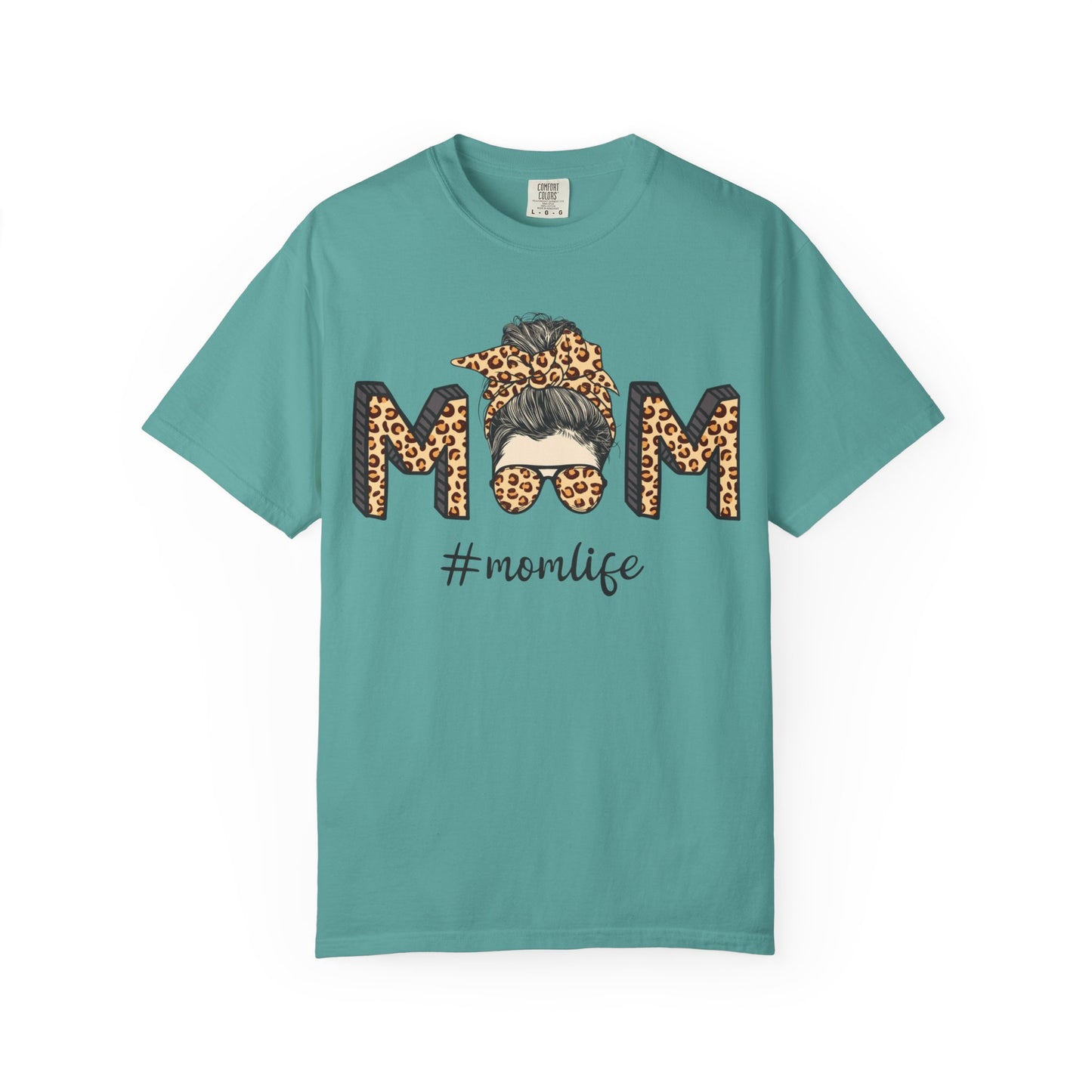 #Momlife Graphic Tee--