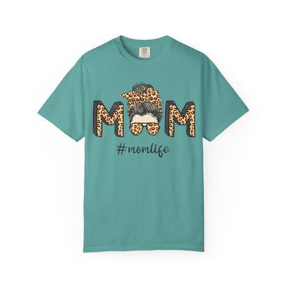 #Momlife Graphic Tee--