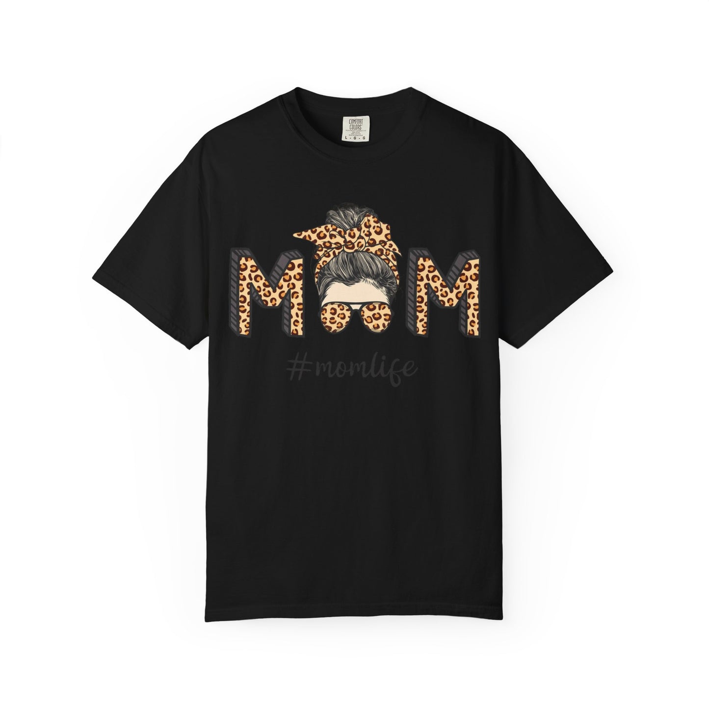 #Momlife Graphic Tee--
