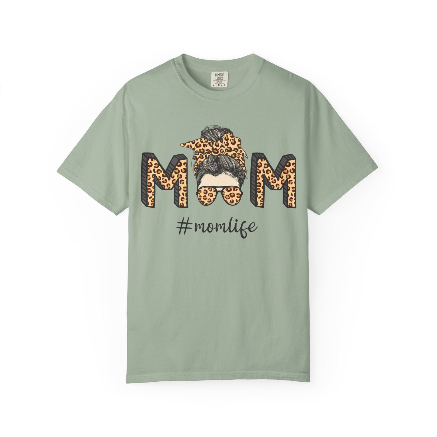 #Momlife Graphic Tee--
