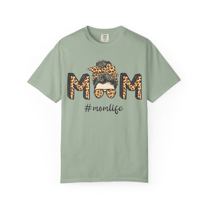 #Momlife Graphic Tee--