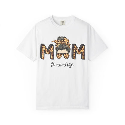 #Momlife Graphic Tee--