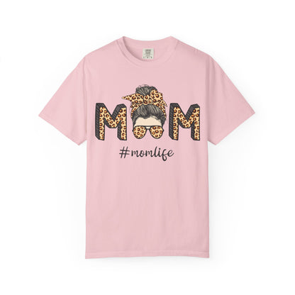 #Momlife Graphic Tee--