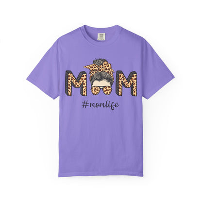 #Momlife Graphic Tee--