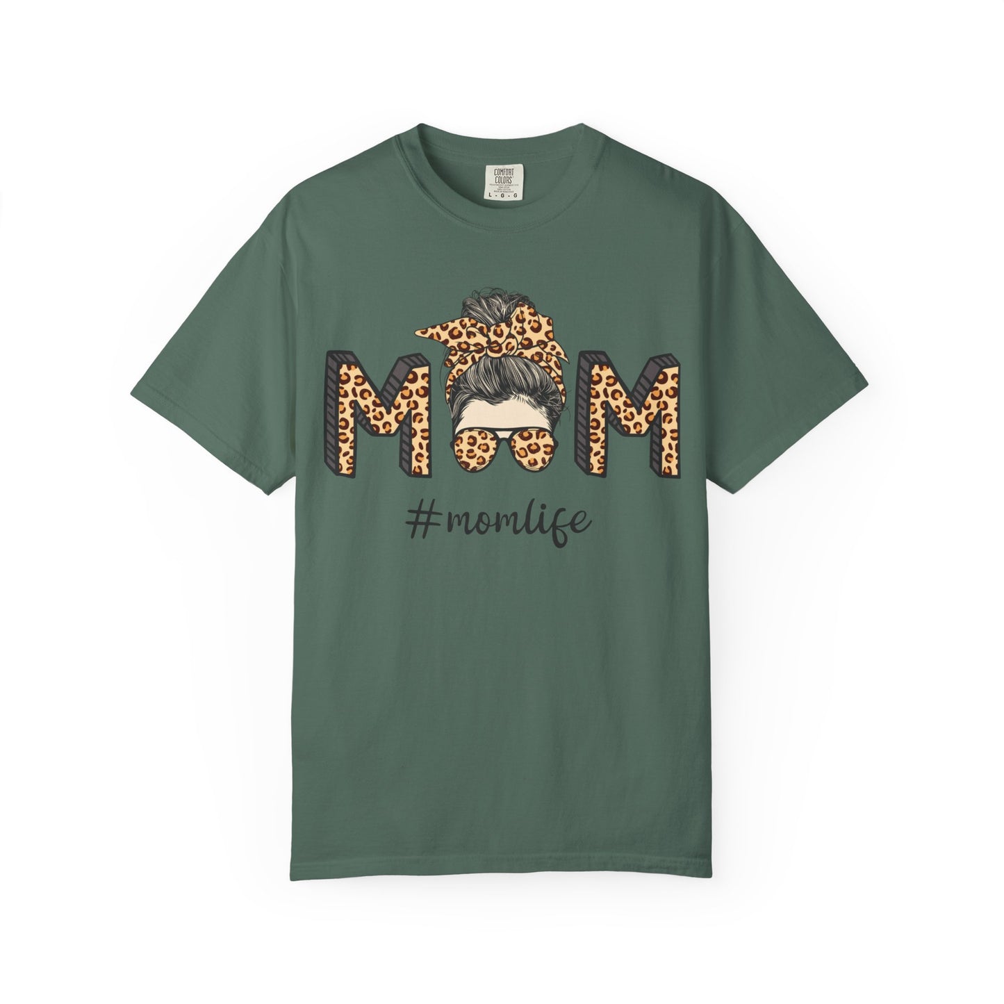 #Momlife Graphic Tee--